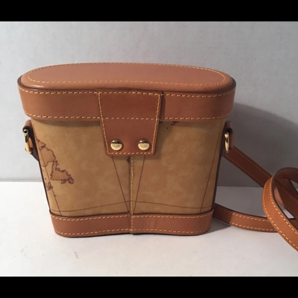 🆕 Binocular-Shaped I' Ilasse Leather Bag From Italy Alviero Martini Bag! 💥 - Picture 5 of 10